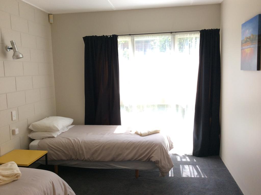 Acacia Park Motel Whanganui Esterno foto